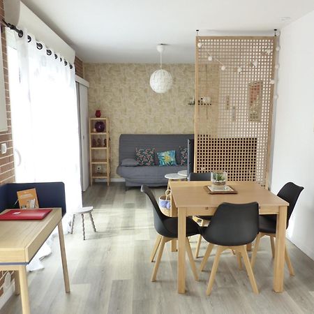 LA PETITE MAISON TAHET, 4 pers avec terasse Basse-Indre Extérieur photo