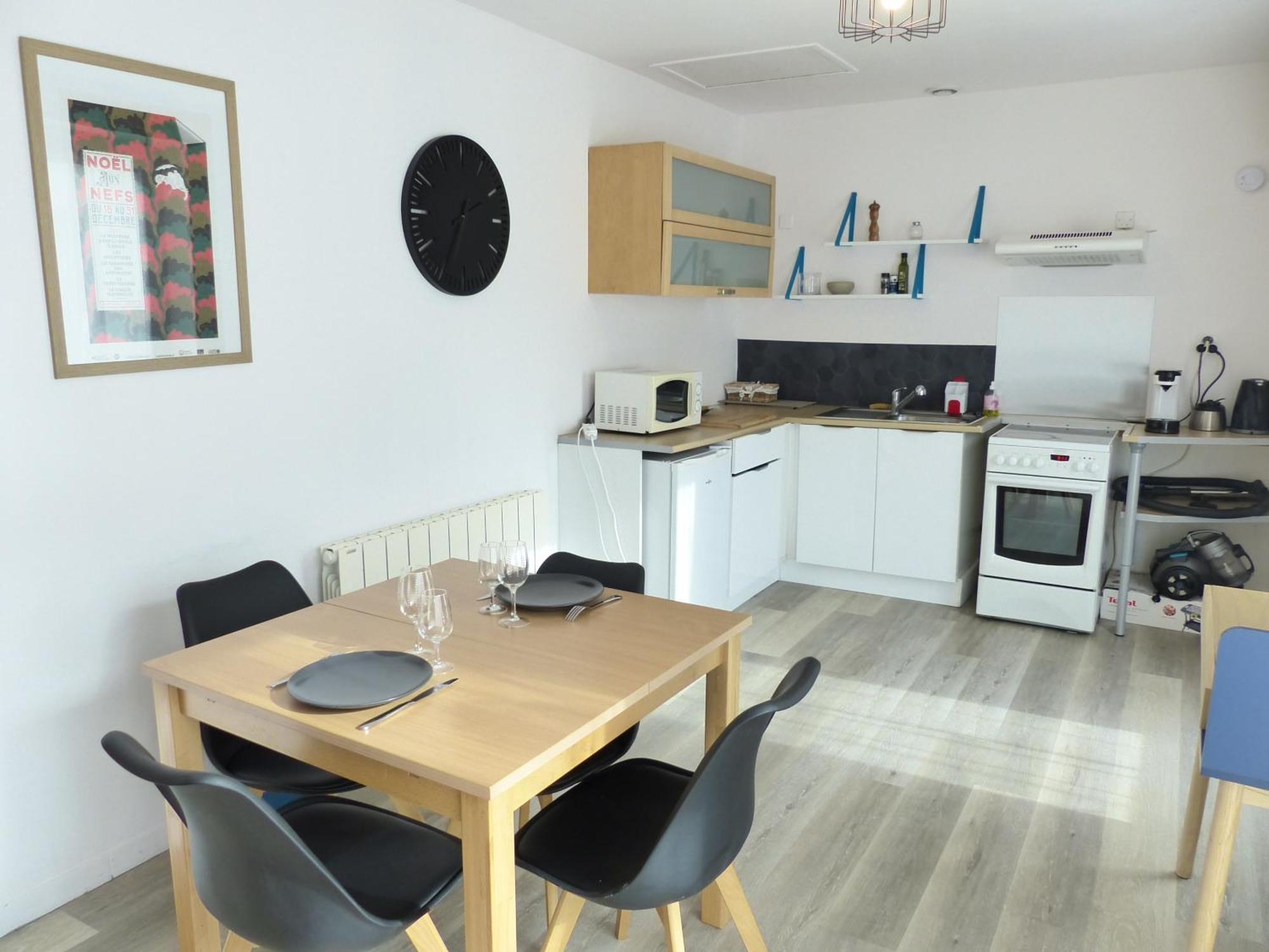 LA PETITE MAISON TAHET, 4 pers avec terasse Basse-Indre Extérieur photo